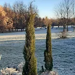 Domaine De Chalaniat 3*