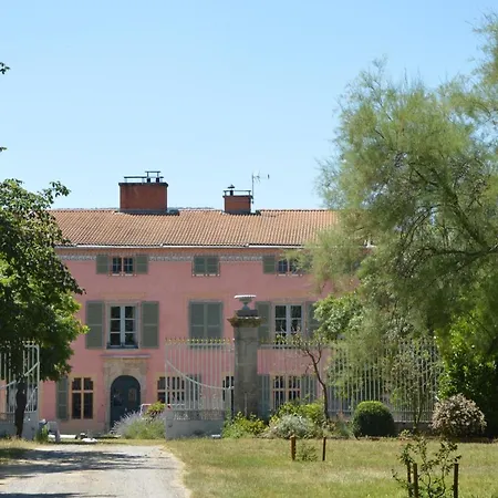 Bed and breakfast Domaine De Chalaniat 3*