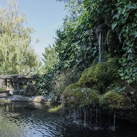 Alojamento de Acomodação e Pequeno-almoço Domaine De Chalaniat La Sauvetat (Puy-de-Dome)