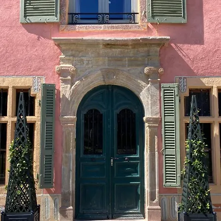 Domaine De Chalaniat 3*