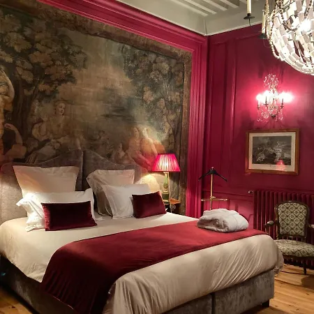 Domaine De Chalaniat Bed and breakfast 3*