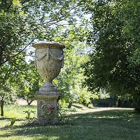 Domaine De Chalaniat