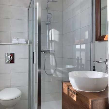 Domaine De Chalaniat Bed & Breakfast 3*
