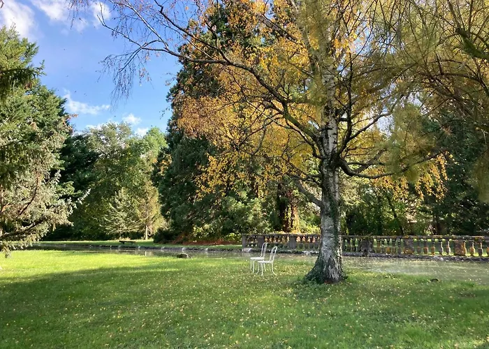Couette-café Domaine De Chalaniat La Sauvetat (Puy-de-Dome)