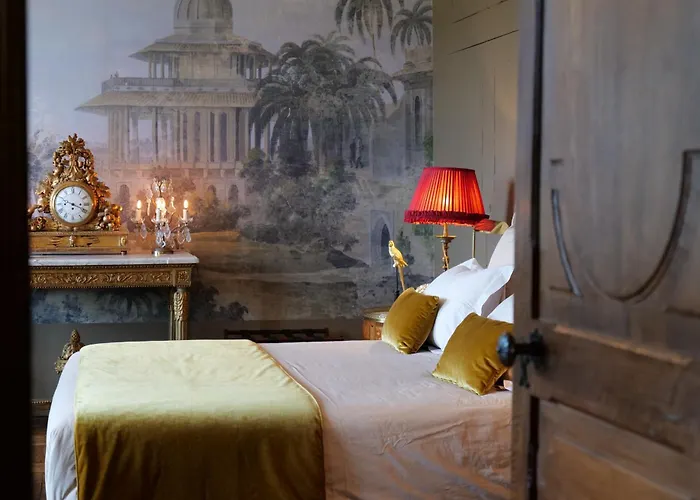 Couette-café Domaine De Chalaniat 3*