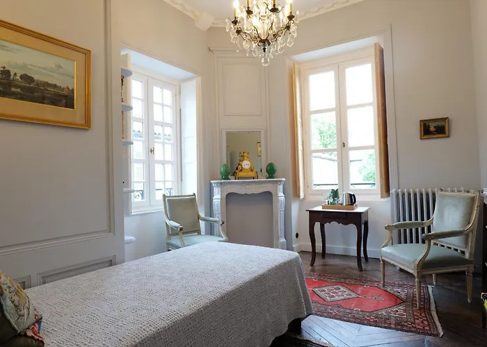 Domaine De Chalaniat Couette-café